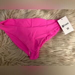 Medium fused hawaii NWT hapuna bottom